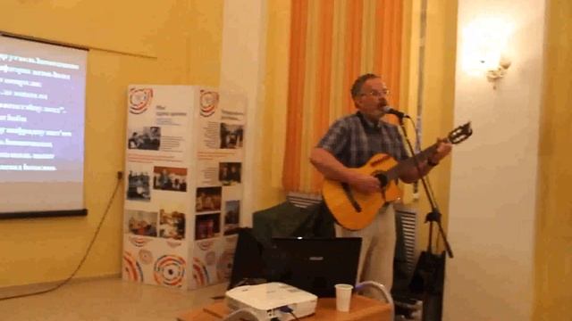 Израильский певец Владимир Лейкин выступает в Биробиджане смотреть онлайн