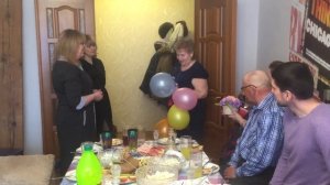 Необычное поздравление  в юбилей  воздушными шарами !!