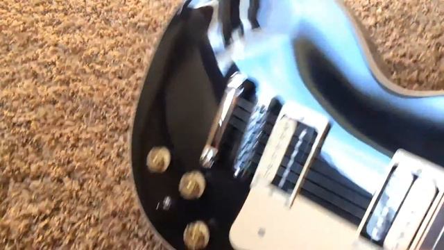 Trogly's Guitars: 2014 Gibson Les Paul Classic Black смотреть онлайн