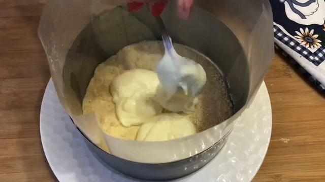 БЕЗ ДУХОВКИ и БЕЗ ВЫПЕЧКИ!!! Торт ПЛОМБИР! Самый Быстрый Торт! смотреть онлайн