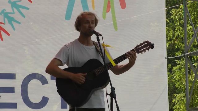 Алексей Нежевец, лауреат XLI Грушинского фестиваля. "Самолетик" на ст. Марийки Мороз смотреть онлайн