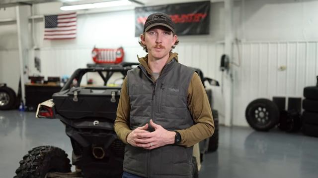 Can-Am Maverick X3 Rear Bed Cargo Box смотреть онлайн