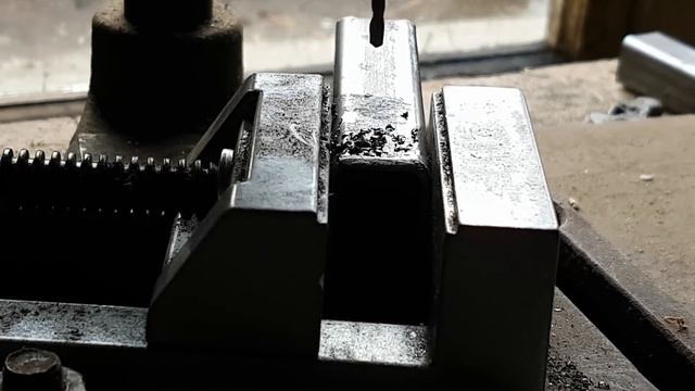 DIY Gate Stopper смотреть онлайн