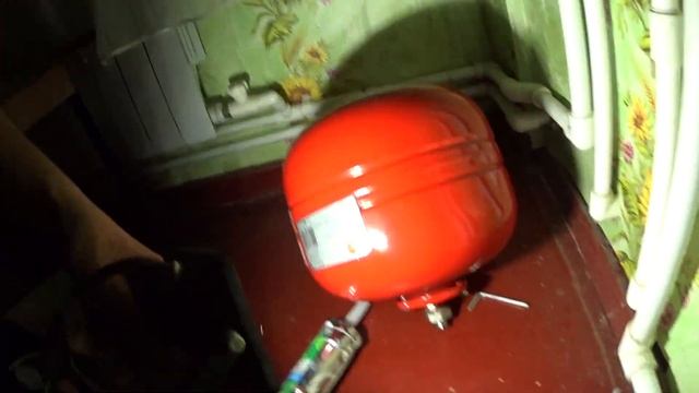 Бюджетная замена расширительного бачка на двухконтурном котле. смотреть онлайн