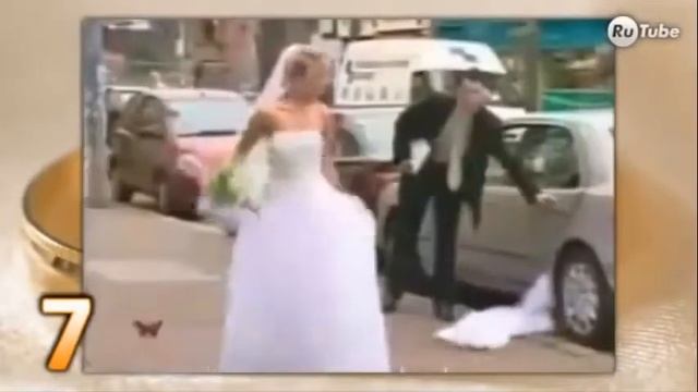 ТОп 10 приколов на свадьбе! Невесты в красивых платьях такое вытворяют! смотреть онлайн