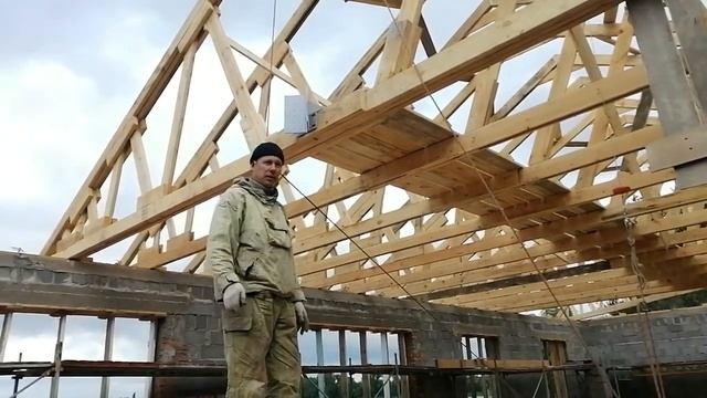 Дом студия из керамзитобетонных блоков Стропильная система смотреть онлайн