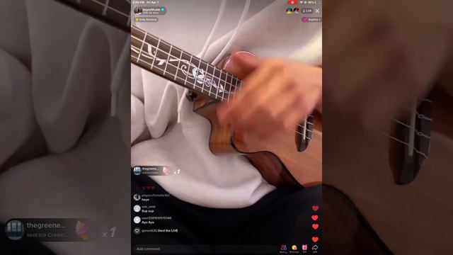 Boywithuke live playing (out of reach) #boywithuke смотреть онлайн