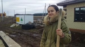 Полы по грунту на фундаменте ТИСЭ. Обратная отсыпка. Вибронога . Трамбуем песок. Строительство дома