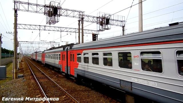 Электропоезд ЭД4м-0193 (ТЧ-26) пригородный поезд № 6830, Москва - Черусти прибывает к о.п. Выхино. смотреть онлайн