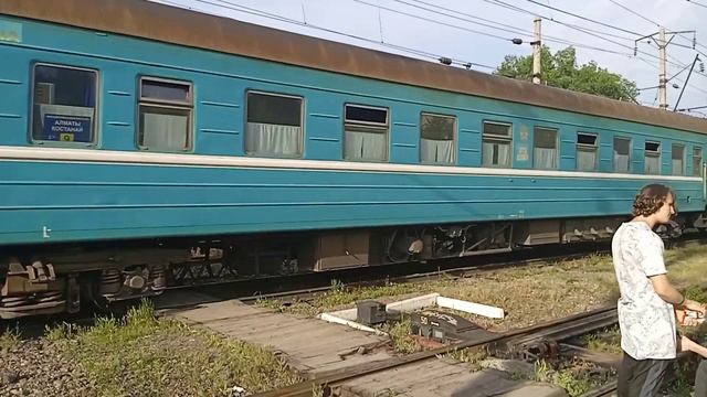 Электровоз KZ4AТ-0015 Пассажирский поезд Сообщением043 Алматы-1 Костанай СтанцияАлматы-1 Хроника-КТ смотреть онлайн