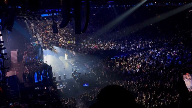 Enrique Iglesias, Ricky Martin, Pitbull