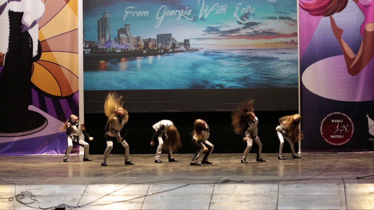 Непоседы - ArtMotion // Wonderland 2019, Грузия смотреть онлайн