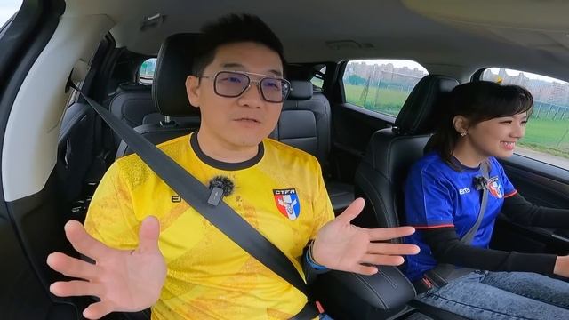 滿滿好料！ 2023 Ford Kuga EcoBoost 180旗艦：更適合家庭的SUV 試過才知什麼叫有感升級？ смотреть онлайн