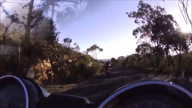 Motorbike Ride through the Adelaide Hills on the Honda Hornet 900 /919. смотреть онлайн