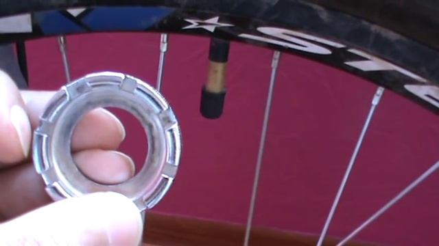 Спортивный велосипед как подтянуть спицы на велосипеде.Велосипед как подтянуть спицы ключом.Спицы смотреть онлайн