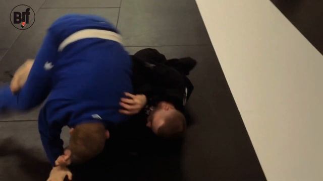 Назар Шкляр - демонстрация техник бжж на аттестации. BJJ BLUE BELT DEMONSTRATION смотреть онлайн