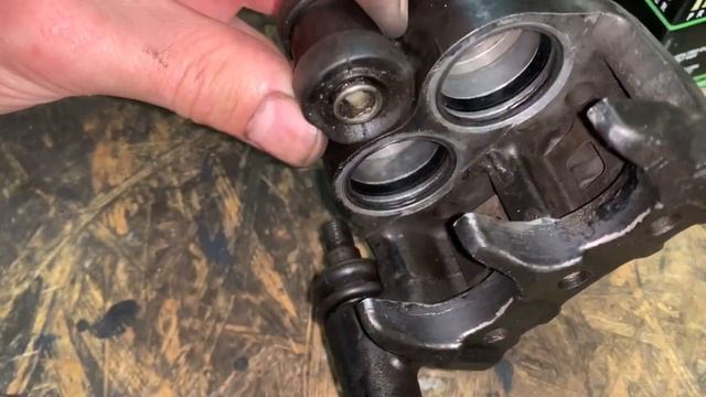 1985 HONDA SHADOW 750vt BRAKES REPAIR