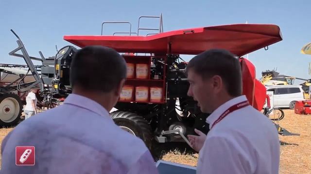 Крупнопакующий пресс-подборщик тюковый Tukan Max смотреть онлайн