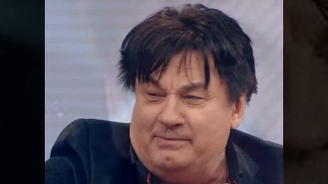 Россияне оплакивают Александра Серова.....Трагедия произошла утром....Мы все его любили.... смотреть онлайн