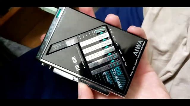 RARE WALKMAN AIWA HS-J600 FULLY WORKING - STEREO RADIO, CASSETTE, RECORDER смотреть онлайн