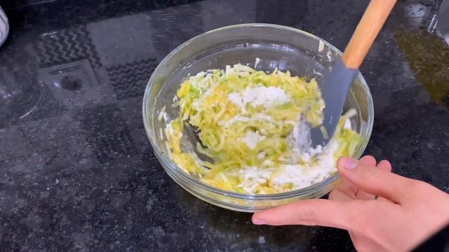 Здоровые БЛИНЫ в духовке! Без соли и сахара, без дрожжей и соды❗️С Кабачком смотреть онлайн