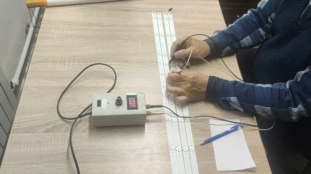 Распаковка, проверка, тест светодиодных полос BS400E32-0901S-02 AO смотреть онлайн