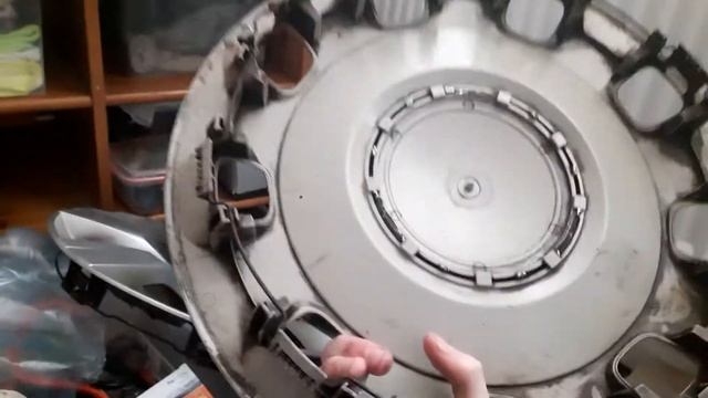 Unboxing Hubcaps From Germany смотреть онлайн