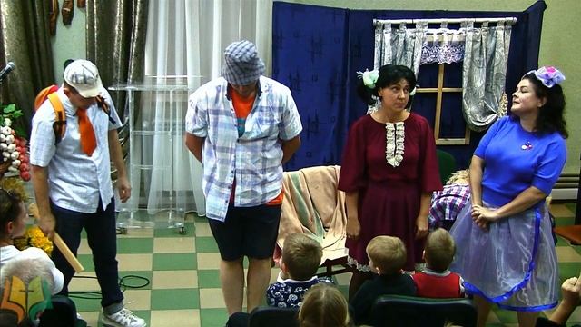 Cценка: "Что растет на баобабе" смотреть онлайн