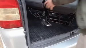 wolkswagen Caravelle t5 arka üçlü koltuk nasıl sökülür ve takılır ?koltuk nasıl katlanır