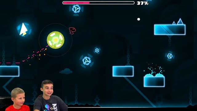 БОГДАН ПРОШЁЛ ДЕМОНА ? Geometry Dash смотреть онлайн