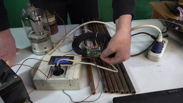 Самый мощный и экономичный Обогреватель из трубы и греющего кабеля почти даром смотреть онлайн