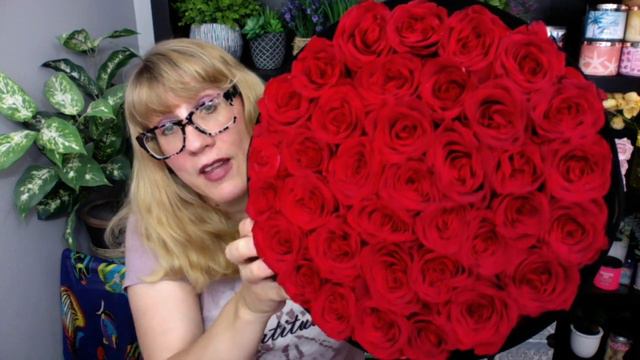 ROSE FOREVER NEW YORK Black Velvet Collection Review & Unboxing смотреть онлайн