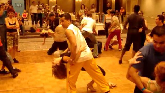 Al Espinoza and Karla Dips and Tricks 3 смотреть онлайн