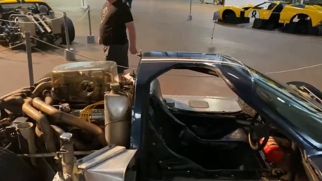 Two Ford GT40 race cars with their covers off! смотреть онлайн