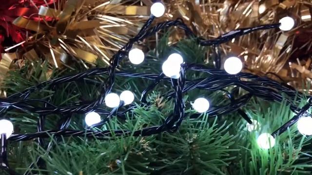 Новогодняя гирлянда на елку «Яркие жемчужины» смотреть онлайн