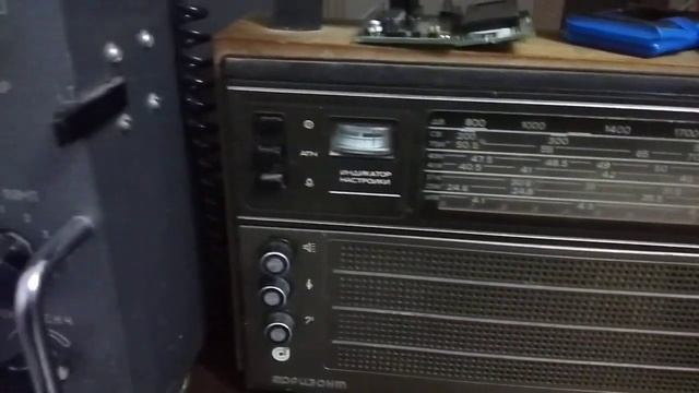 Радиохулиганы 3 МГц)))шайба,авторитет, Кузьмич))) смотреть онлайн