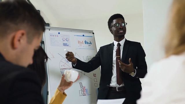 How To become A Competent Presenter? смотреть онлайн