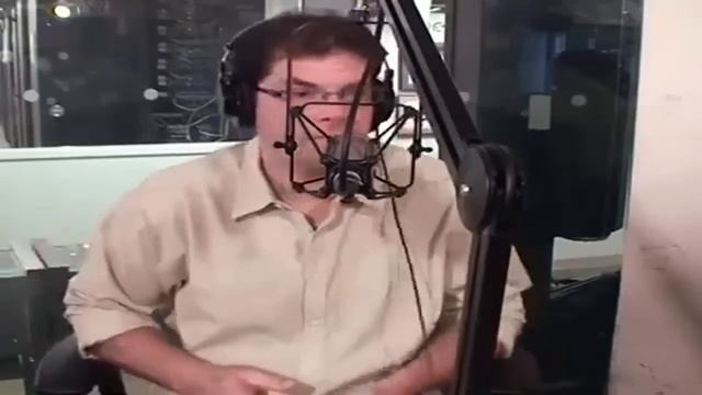 𝗧𝗵𝗲 𝗛𝗼𝘄𝗮𝗿𝗱 𝗦𝘁𝗲𝗿𝗻 𝗦𝗵𝗼𝘄 - Is Benjy good looking, Sports blogger Dave Portnoy calls in HTV смотреть онлайн