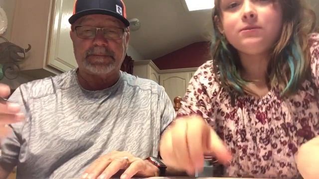 Drawing Challenge w/ Paw Paw смотреть онлайн