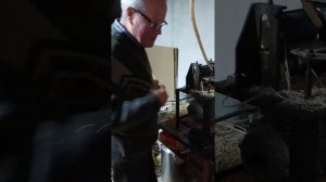 ?Строгание лозы на ленту или лозострогальный станок.