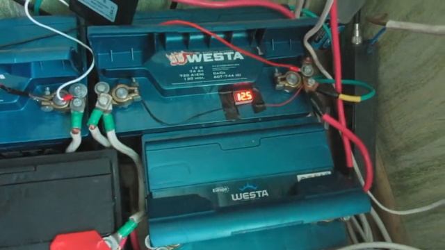 EPEVER MPPT 3210A (12-24V 30А) интересная работа МРРТ контролера смотреть онлайн