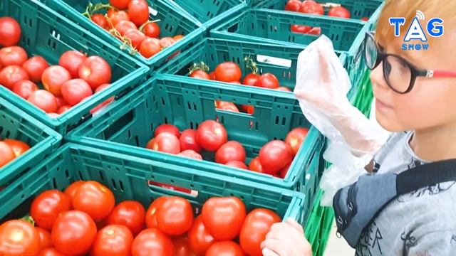 Что купит ШКОЛЬНИК на 1000$ гривен? Подарок маме или Ствол?? смотреть онлайн