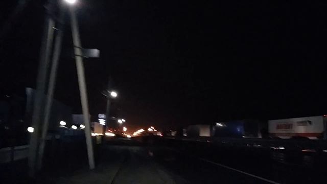 Многокилометровая пробка на М-5 в районе Тольтти 18.04.2017 смотреть онлайн