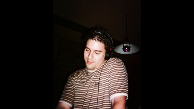 Geri Da Pig - Live @ Pulzar FM 93,6 (24-09-2004) смотреть онлайн