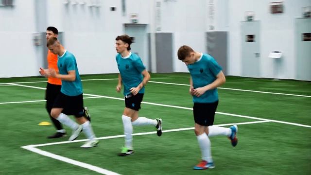 ФК ИНФОРМ выезд в 1500 км! // МАТЧ против КОМАНДЫ из ТАИЛАНДА // ИГРЫ БУДУЩЕГО в КАЗАНИ смотреть онлайн