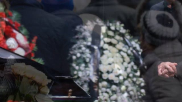 Не дожил до Нового Года... Он ушел тихо смотреть онлайн