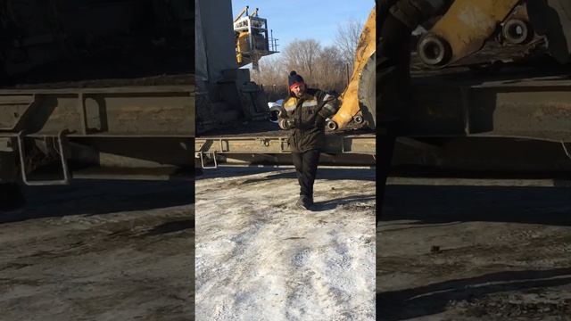 Погрузчик после кап ремонта сразу на установку ковша смотреть онлайн