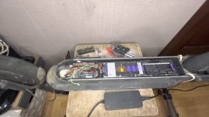 Разрядился самокат Xiaomi m365. Как вернуть к жизни самокат? Принудительная зарядка сяоми м365.