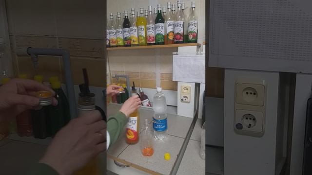 Домашние лимонад от сиропа Sweety . Как правило приготовить. смотреть онлайн
