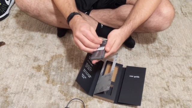 Light Phone 2 Unboxing смотреть онлайн